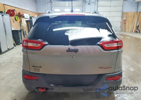 2017 Jeep Cherokee Trailhawk z USA, uszkodzony, nr VIN 1C4PJMBS3HW555230